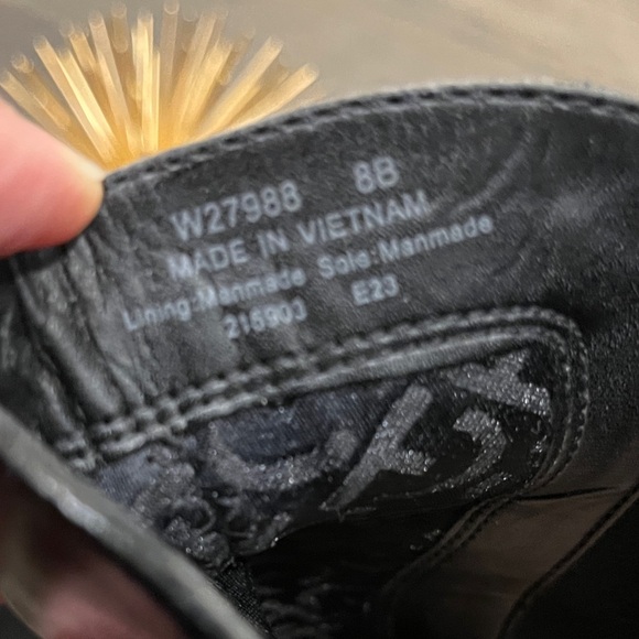 Cole Haan Womens REMI BOOTIE 8M Faux Leather Laceless Ankle Boots - Picture 8 of 8